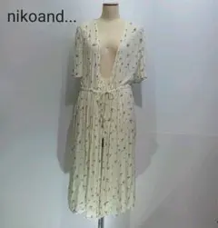 niko and... ニコアンド 花柄 レーヨンロングワンピース ガウン