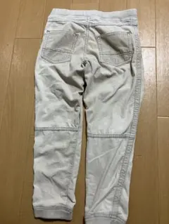 ホワイトスリムフィットパンツ