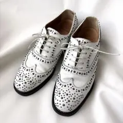Church’s BURWOOD スタッズ レザー ウイングチップ 35.5 白のサムネイル