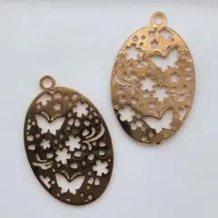 訳ありメタルパーツ 楕円型蝶々柄 ゴールド系 ２枚セット