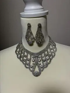 Item thumbnail for item 55a2e5f5-e605-4780-9467-a4e76041dc85