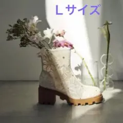 RANDA　ランダ　ブーツ　フラワー　クリーム　ショートブーツのサムネイル