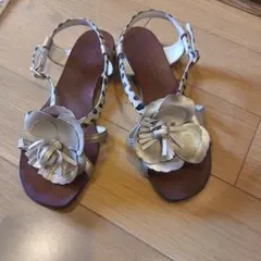 tsumori chisato WALK フラワー サンダル