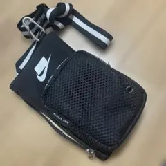 NIKE SPORTS ショルダーバッグ ブラックのサムネイル