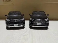 トヨタ RAV4 カラーサンプルミニカー 1/30 ブラック2台セットのサムネイル