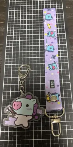 BT21 MANG キーホルダー2個セット BTS J-HOPE