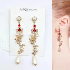 【281】パールピアス　ランダムデザインチャーム　雫パール　ピアス　イヤリング