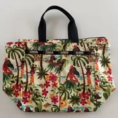 LeSportsac レスポートサック　ハワイ限定　トートバッグ　総柄のサムネイル