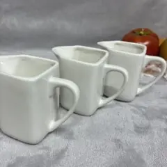 ★おまとめ割 SALE開催中★ j21 お洒落なコーヒー用ミルク陶器3点セット