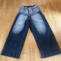 INGRID デニム クロップドパンツ 濃紺 クラッシュ加工 - メルカリ