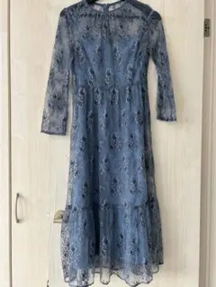 レース長袖ワンピース 青