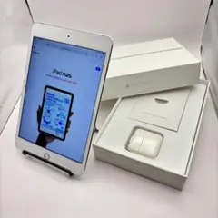 Apple iPad mini 4 64GB シルバー　7.9 mini4