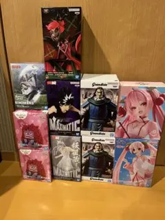 アニメキャラクターフィギュア12体セット - メルカリ