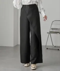 【新品】 ウエストラップワイドストレートスラックスパンツ