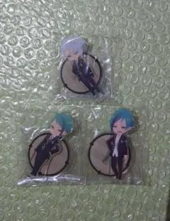 ツイステ ミニアクリルスタンド 制服 アズール ジェイド フロイド