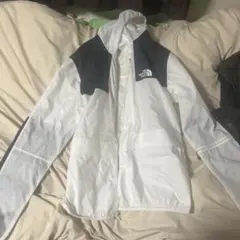 ノースフェイス ホワイトレーベル　マウンテンパーカー