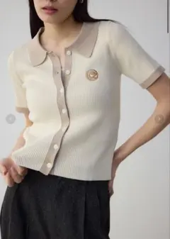 【AZUL】ポロニット ベージュ　WICKED×AZUL ロゴ刺繍半袖ニット