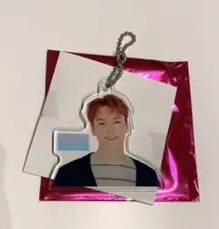 SEVENTEEN アクリルキーホルダー　バーノン　セブチカフェ