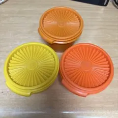 昭和レトロ タッパーウエア オレンジ色３個 昭和レトロ タッパーウエア オレンジ色3個