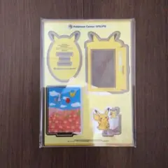 ピカチュウ　アクリルスタンド