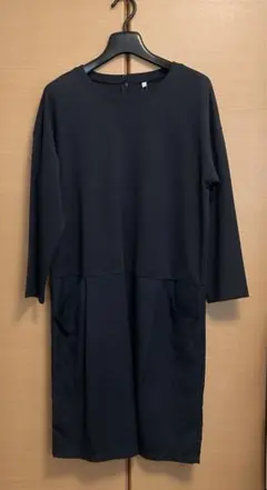 九分袖ワンピース　黒に近いネイビーSサイズ　無印良品