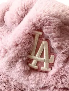 MLB LAロゴ刺繍 ピンクファー バケットハット 定価7000円