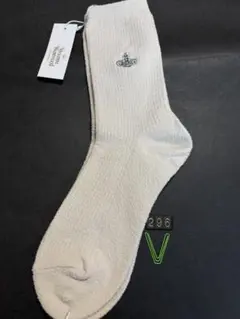 Item thumbnail for item 8b185e49-23eb-43de-a32f-97c50abf77d6