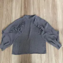 ハイネックシャツ