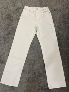 値札付き　ユニクロストレートハイライズジーンズ24インチ61cm