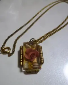 Item thumbnail for item 519b72c6-c13c-4d2c-bba7-a447f122a5c4