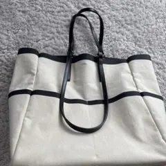 Item thumbnail for item e9412aa6-8629-4ef7-be93-ff9c8d2b64b0