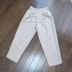 【新品・未使用】INGNI テーパードパンツ ベージュ☆