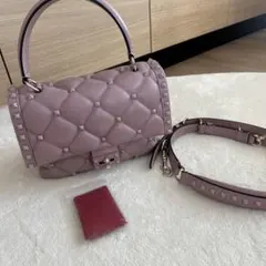 超美品 ヴァレンティノ ロックスタッズキャンディ ピンク