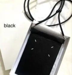 メゾンマルジェラ　レザー　スマホショルダーバッグ黒