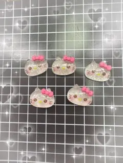 ネイルパーツ　デコパーツ　キティ　ハローキティ　　　サンリオ　小　ラメ　5個