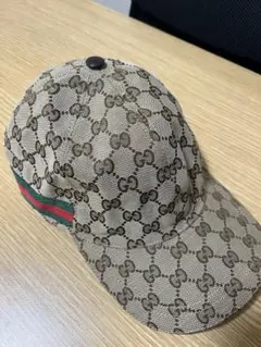GUCCI キャップ ベージュ