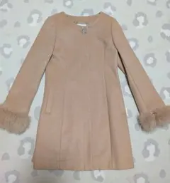 セシルマクビー　袖ファーコート　Aライン　ビジュー　フォックス　くすみピンク