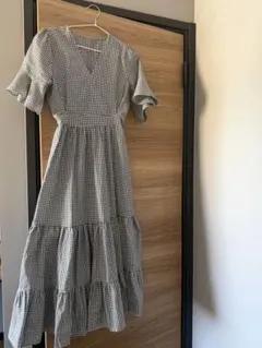 ギンガムチェックVネック半袖ワンピース