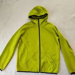 UNIQLO　ウルトラストレッチドライスウェットフルジップパーカー