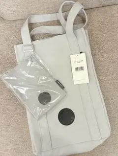 スターバックス　2026 福袋　トートバック　ボトルサコッシュ