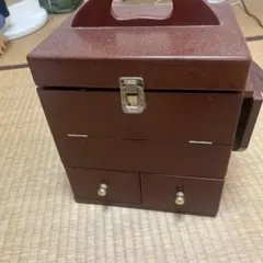 Item thumbnail for item 42857f0f-8201-4107-bc23-36b8d57f5054