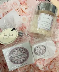 JILLSTUART バスソルト ハンドクリーム リップマスクセットのサムネイル