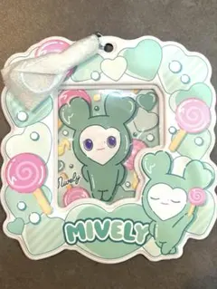 TWICE LOVELYSカードホルダー MIVELY