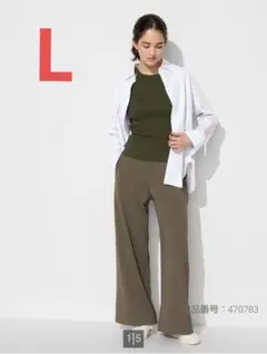 ユニクロ　クレープジャージーストレートパンツ　オリーブ　Lサイズ