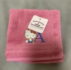 新品　サンリオ ハローキティ イニシャルタオルハンカチ Aのサムネイル