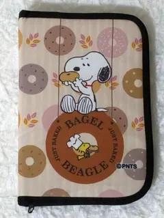 可愛いデザイン❣️新品 スヌーピー 母子手帳ケース✨A5サイズ 26×18cm