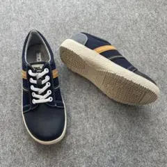 新品 moz モズ スウェーデン 240210 ゴム紐 スリッポンスニーカー