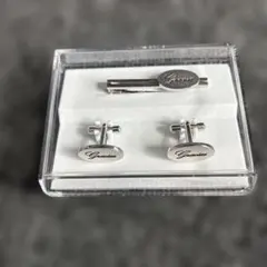 ネクタイピンとカフスセット