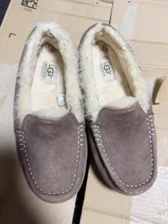 ugg スリッポン　ブラウン