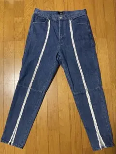 Item thumbnail for item 2ab338e8-27c8-4362-8caa-400cce26d12e